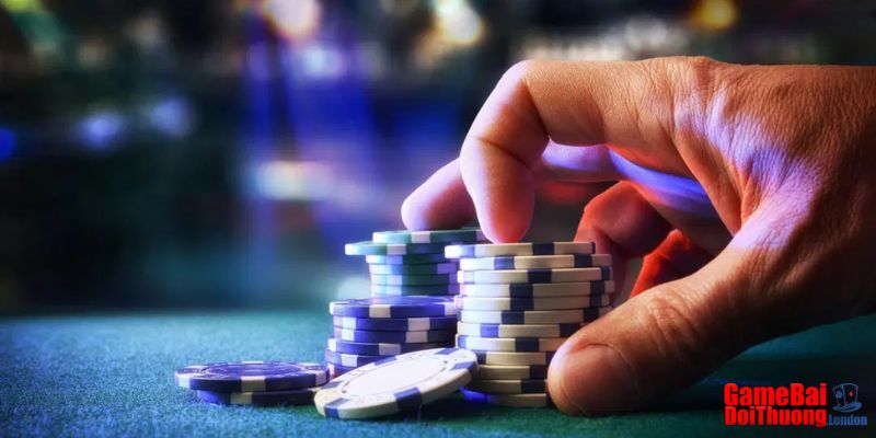 Continuation bet là kỹ thuật bluff giúp bạn kiểm soát pot sau khi raise pre-flop
