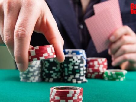 Chiến thuật poker giải: Bí quyết giúp bạn tiến sâu trong mọi giải đấu