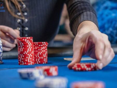 Hướng dẫn bankroll poker giải – Bảo toàn vốn, tối ưu cơ hội tiến sâu