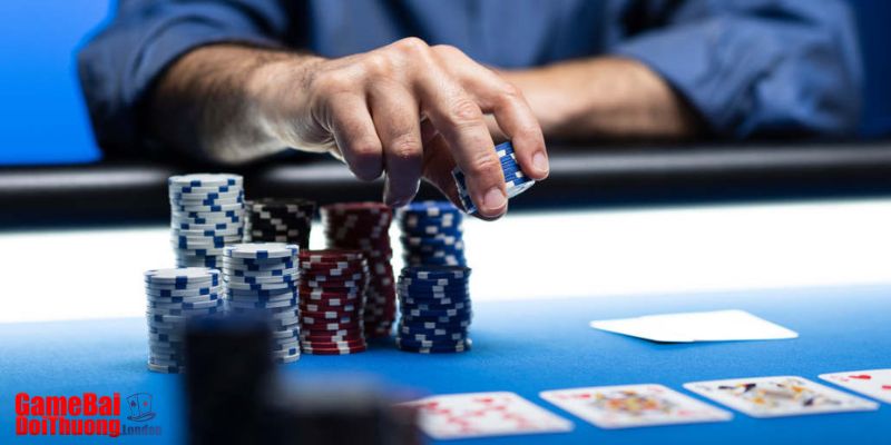 Tham gia giải đấu Poker - Tìm hiểu về cấu trúc Blind