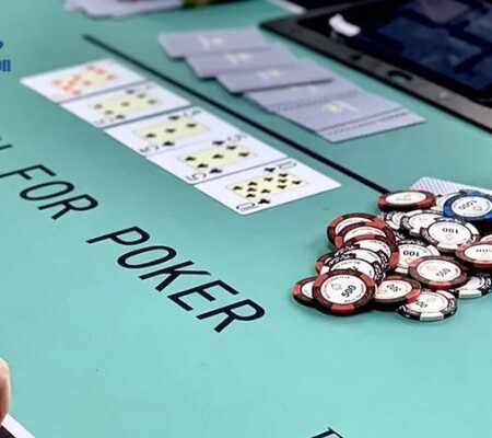 Thứ tự bài Poker từ mạnh đến yếu: Chi tiết cho người mới